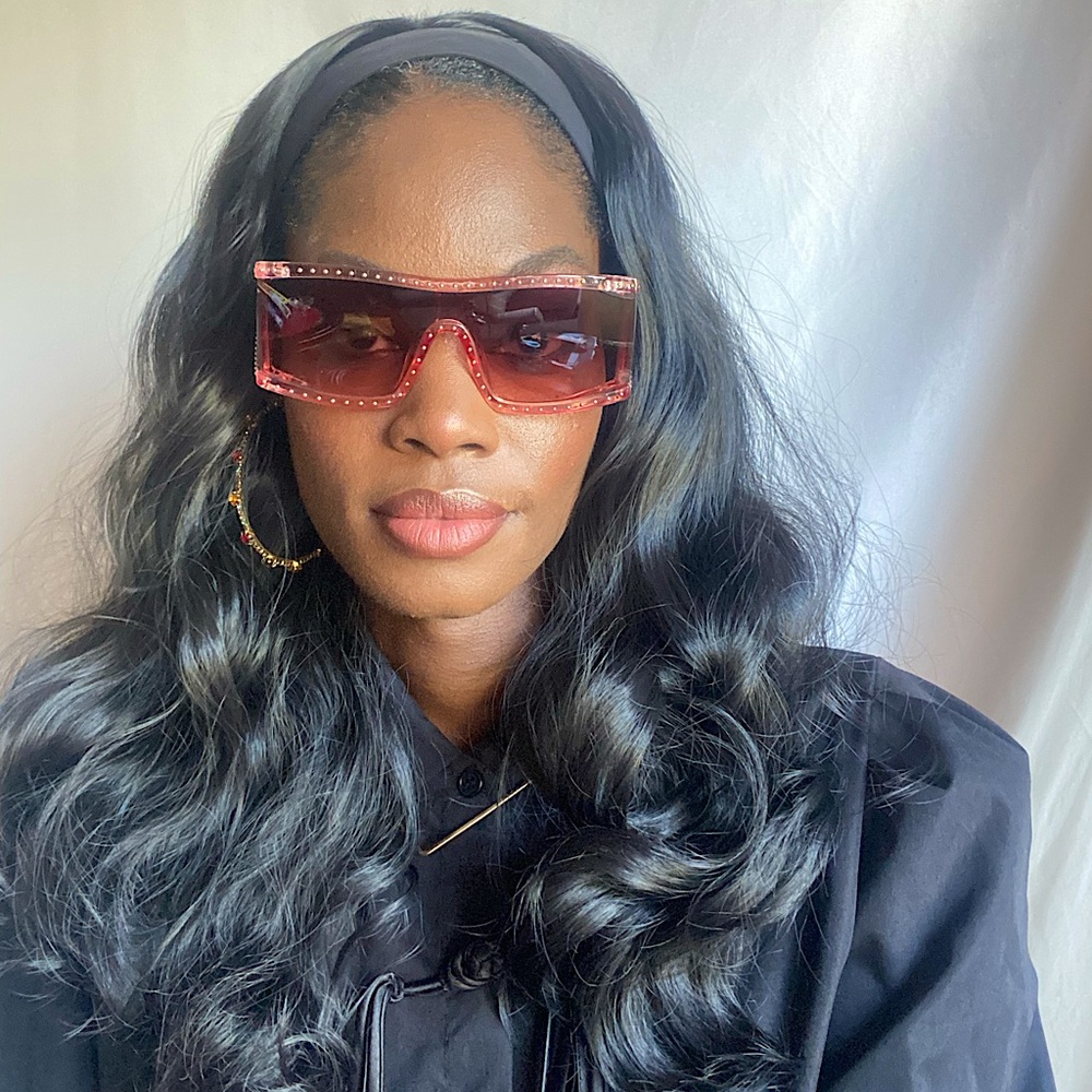 Pink sunnies with print frames